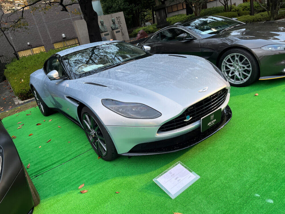 DB11