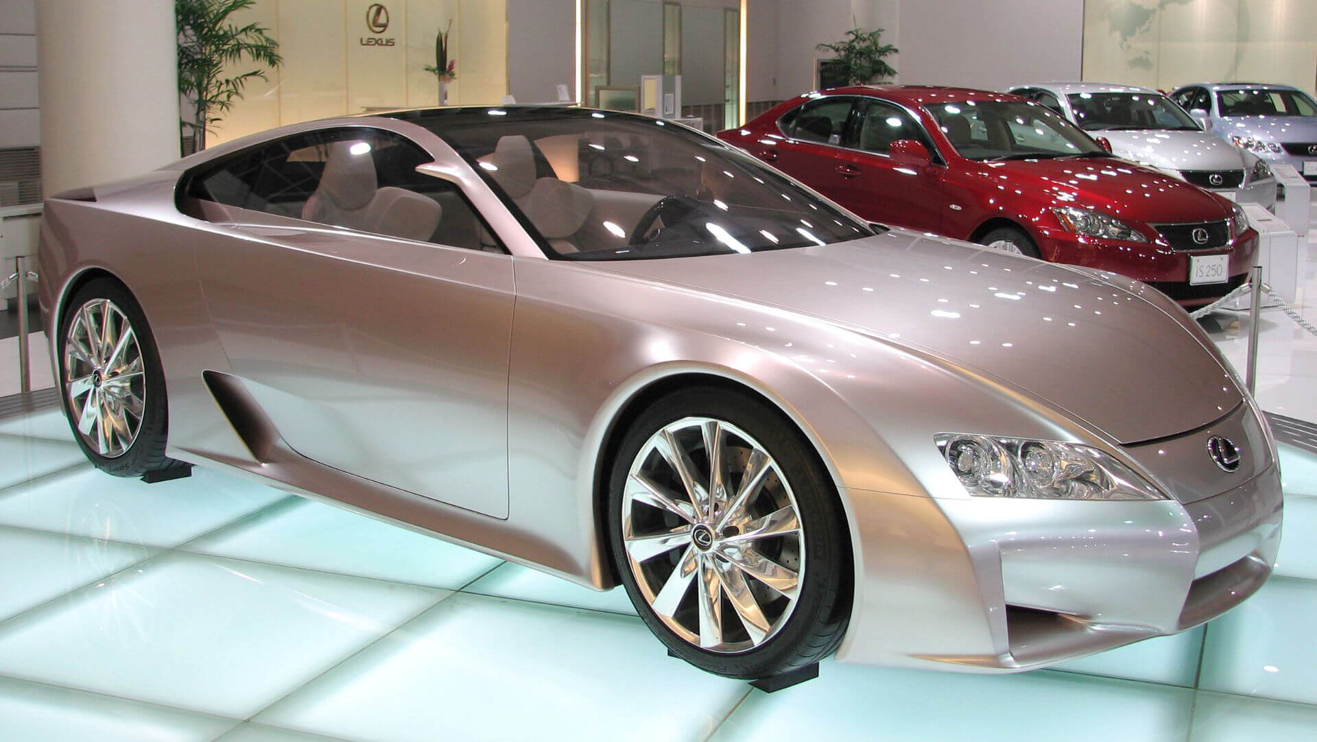 2005　レクサス　LFA