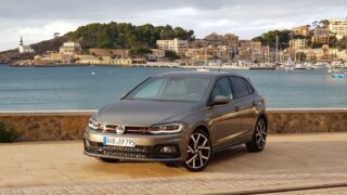 ポロ(AW)で「車両から離れる時は~」と出たらシフトレバーの故障を疑え！？ゴルフ7やポロ(6C)とにている故障内容とは？