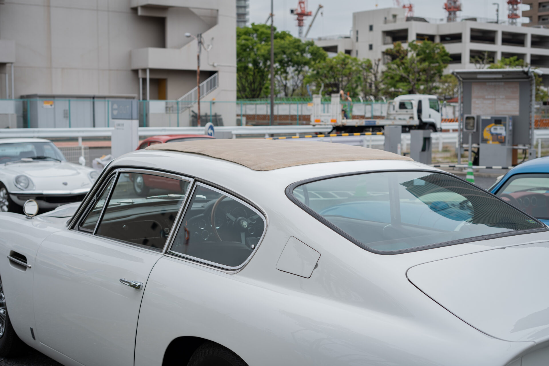 1966 Aston Martin DB6 Mk.1